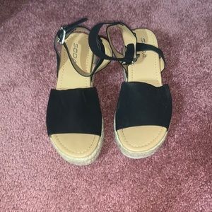 SODA sandals